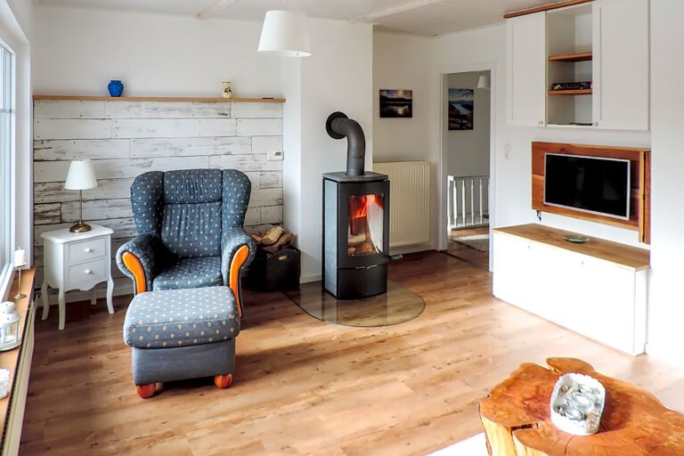 Kaminofen im Schwedenchalet am Edersee für gemütliche Abende im Winter